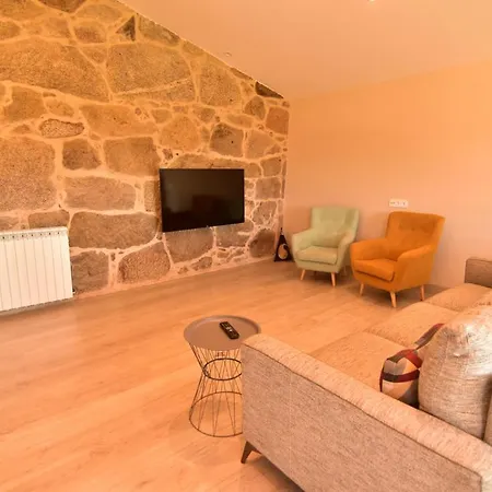 Casa A Pedra Holiday home Morgadanes